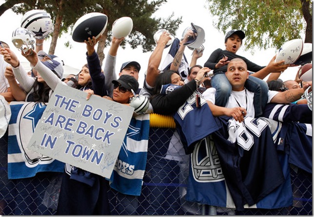 Dallas Cowboy Training Camp fans in Oxnard, California are glad to see The Boys Are Back in town - The Boys Are Back blog